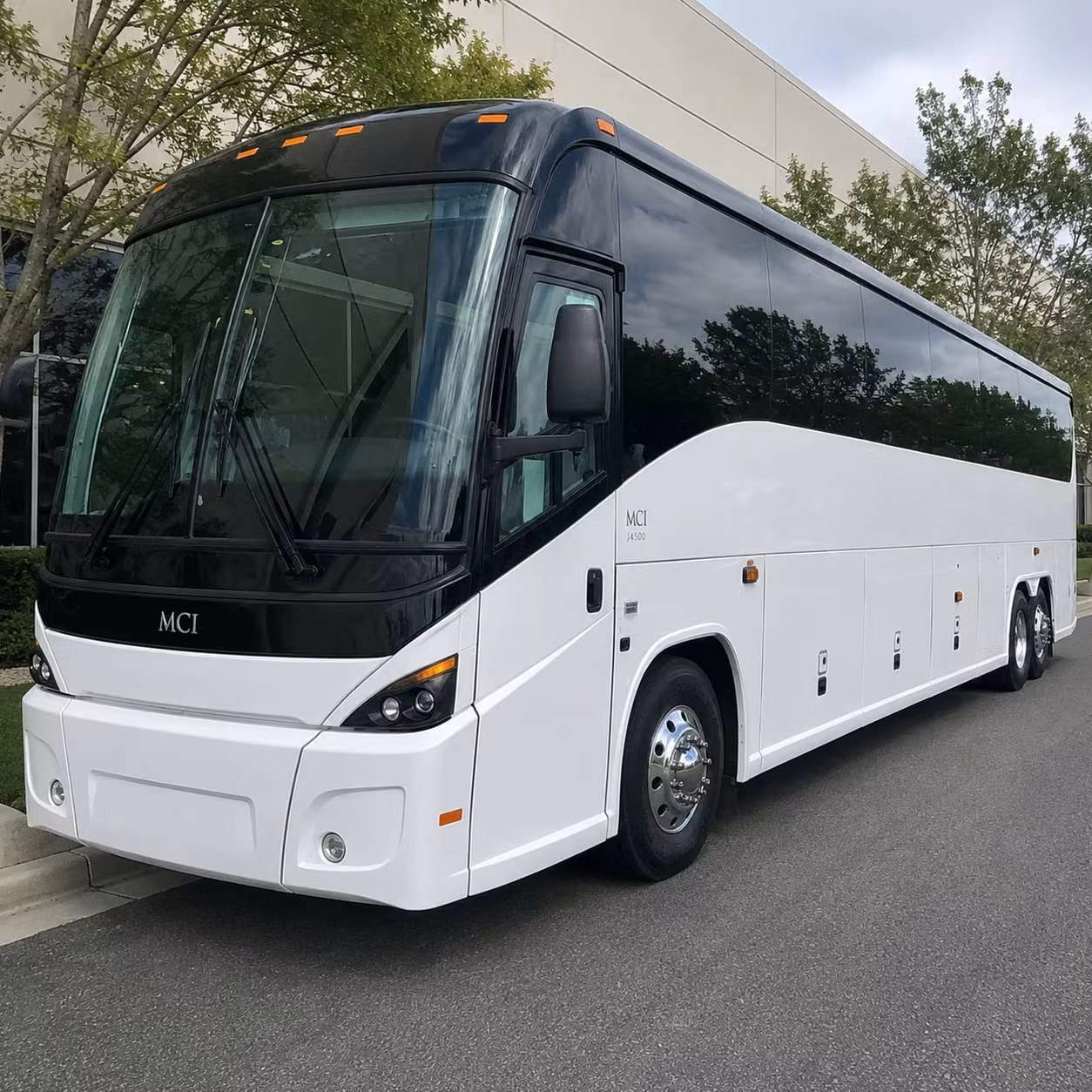 choosing the right employee shuttle bus for your antioch team is simple