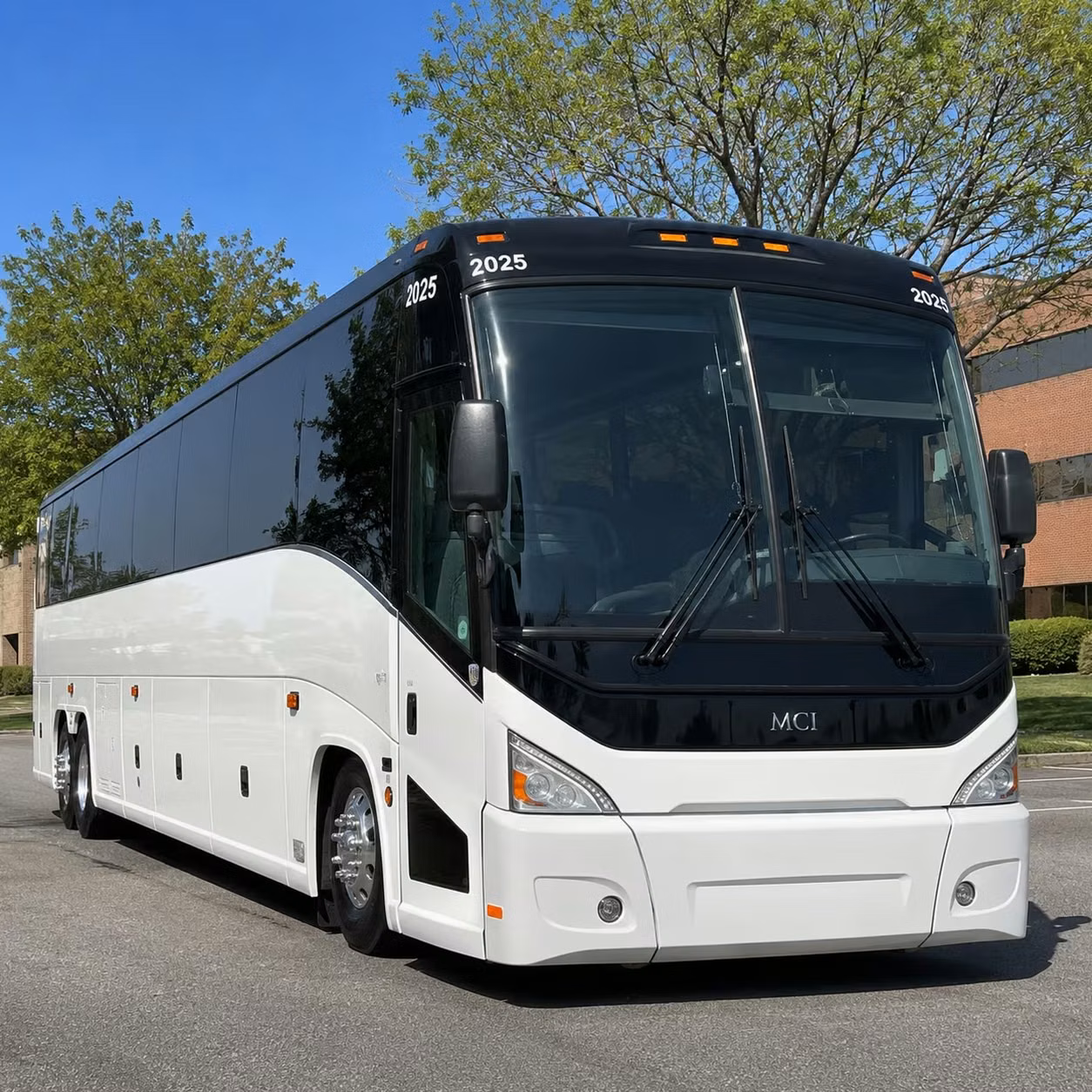 group transportation to shoreline amphitheatre sap center and south bay concert venues