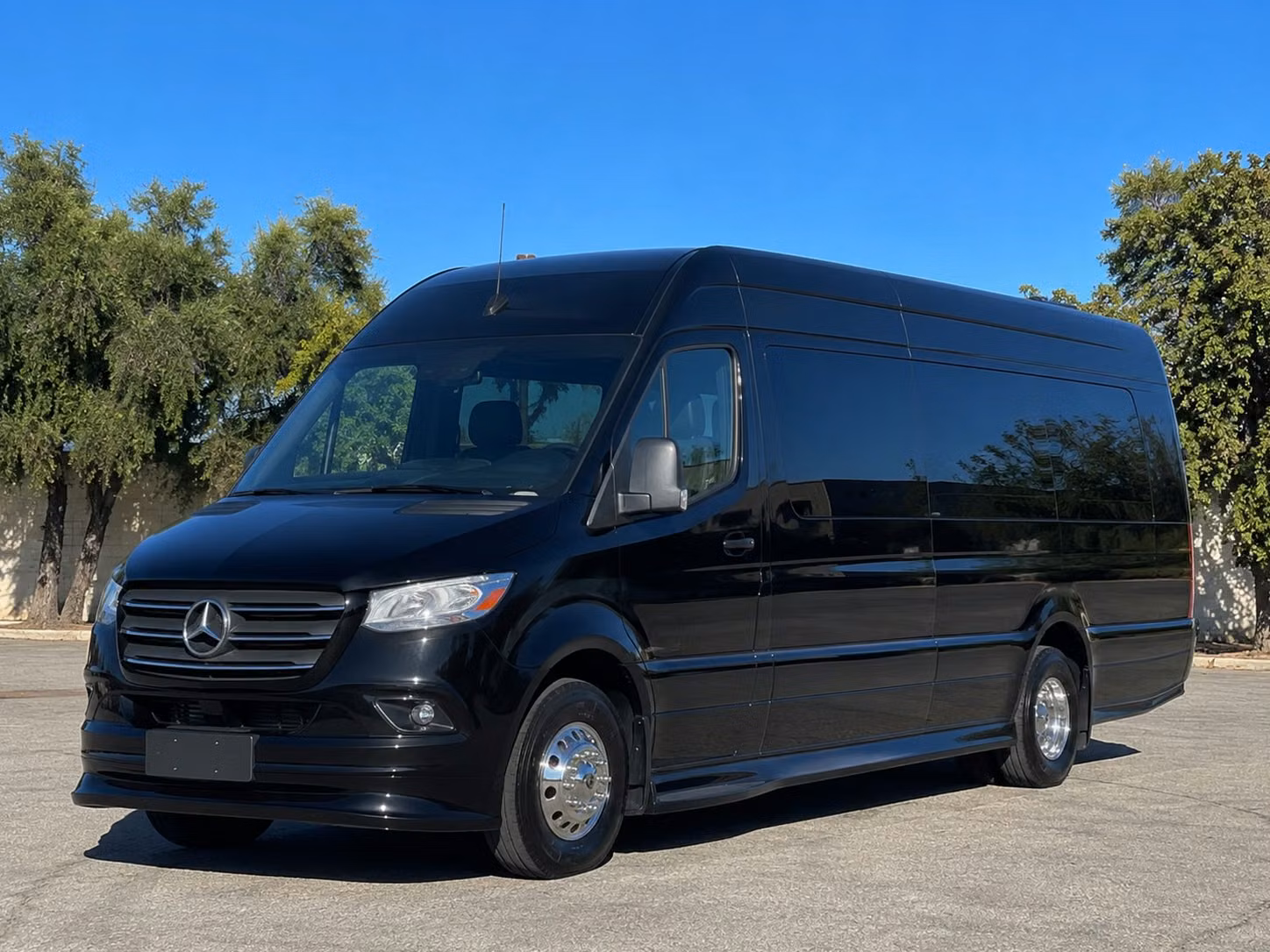 transportation serving antioch and nearby cities